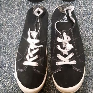 Black scrunchie shoes